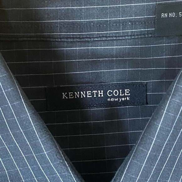 Kenneth Cole button up - Picture 3 of 5